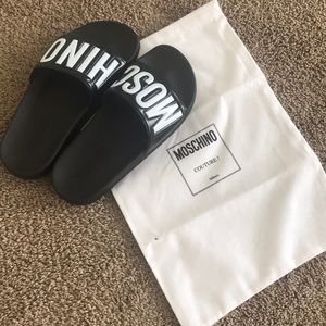 Moschino logo slides